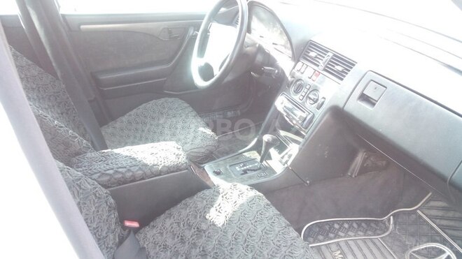 Mercedes C 180 1995, 450,000 km - 1.8 l - Bakı