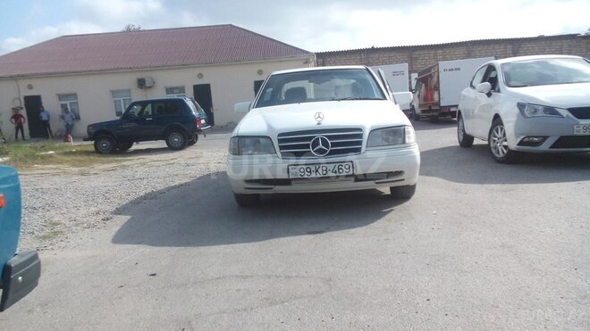 Mercedes C 180 1995, 450,000 km - 1.8 l - Bakı