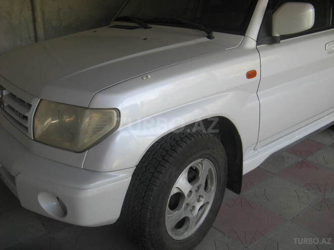 Mitsubishi Pajero io 2000, 200,000 km - 1.8 л - Şəki