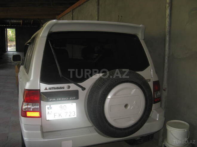 Mitsubishi Pajero io 2000, 200,000 km - 1.8 л - Şəki