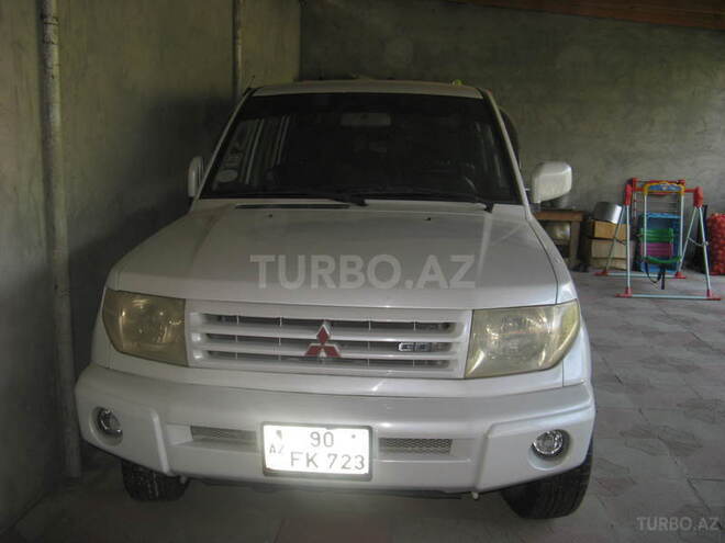 Mitsubishi Pajero io 2000, 200,000 km - 1.8 л - Şəki