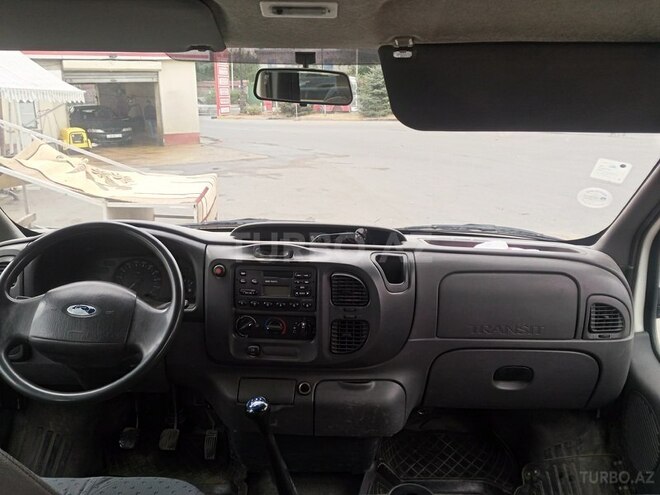 Ford Transit 2001, 365,000 km - 2.4 l - Qusar