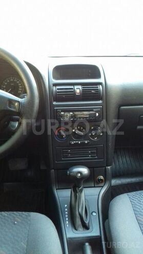 Opel Astra 2002, 283,000 km - 1.6 l - Bakı