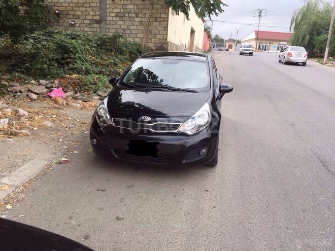 Kia Rio 2013, 70,000 km - 1.4 л - Qusar