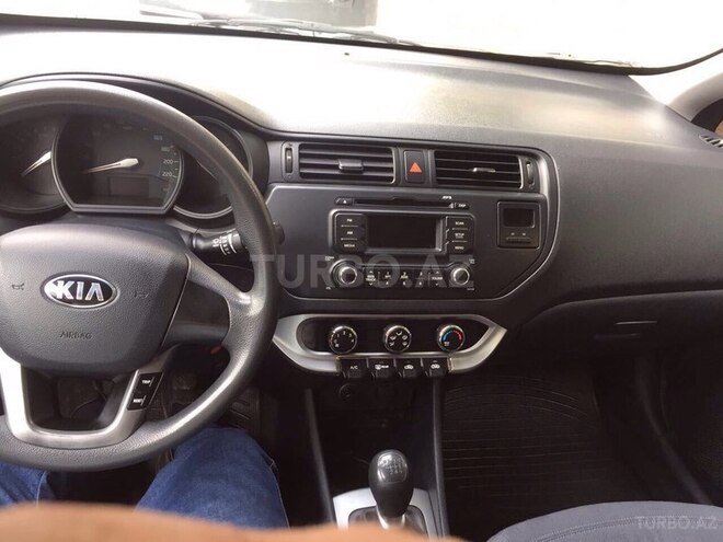 Kia Rio 2013, 70,000 km - 1.4 л - Qusar