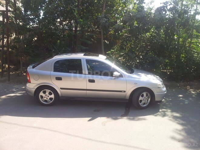 Opel Astra 1999, 220,000 km - 1.6 л - Bakı