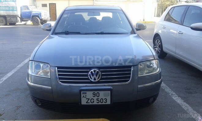 Volkswagen Passat 2004, 220,000 km - 2.0 l - Bakı