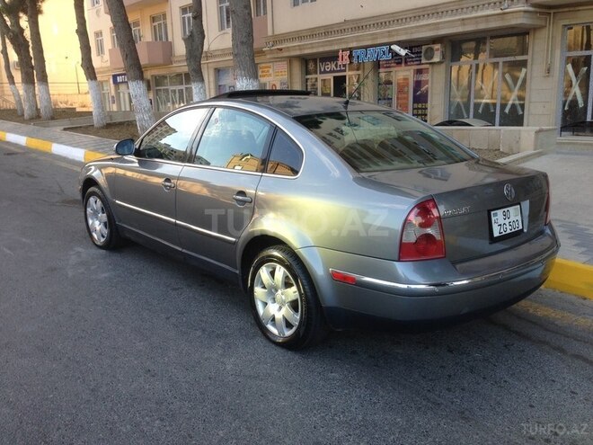 Volkswagen Passat 2004, 220,000 km - 2.0 l - Bakı