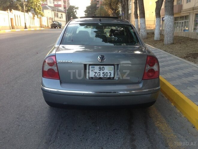 Volkswagen Passat 2004, 220,000 km - 2.0 l - Bakı
