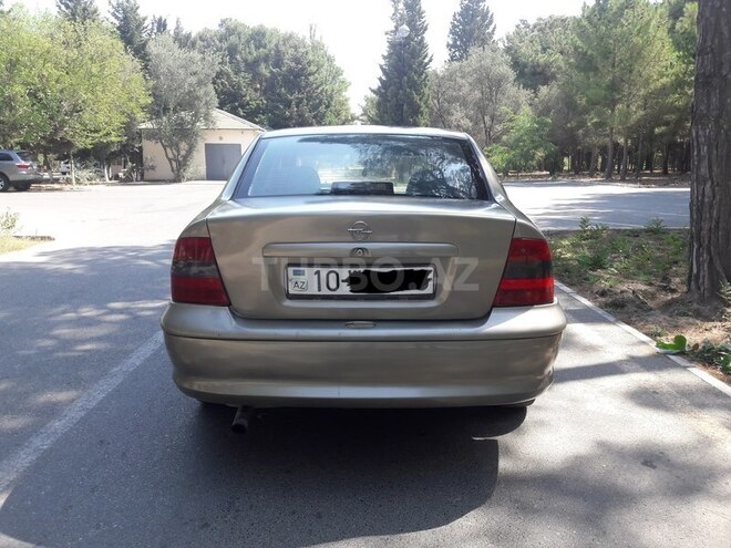 Opel Vectra 1996, 250,000 km - 1.8 l - Sumqayıt