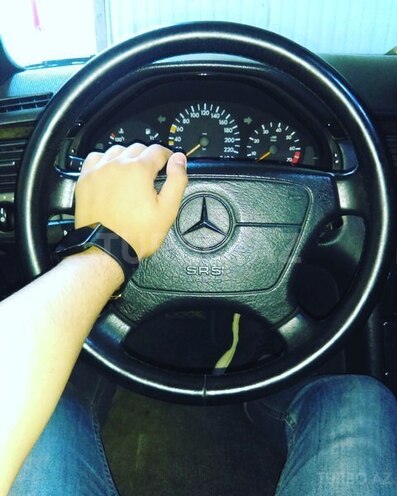 Mercedes E 240 1998, 215,161 km - 2.4 л - Bakı