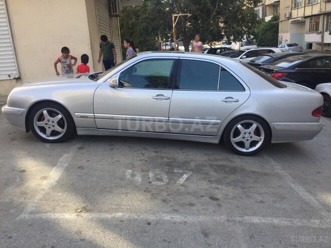 Mercedes E 220 1999, 370,000 km - 2.2 l - Bakı