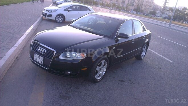 Audi A4 2005, 215,000 km - 2.0 л - Bakı