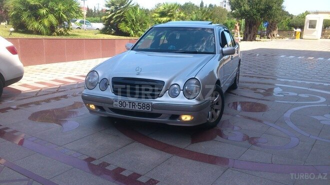 Mercedes E 270 1999, 242,069 km - 2.7 l - Bakı