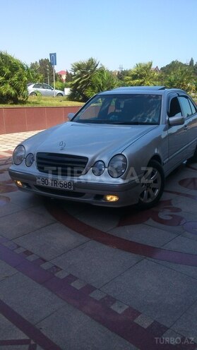 Mercedes E 270 1999, 242,069 km - 2.7 l - Bakı