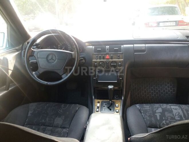 Mercedes C 230 1996, 250,000 km - 2.3 l - Sumqayıt