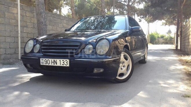 Mercedes E 260 2000, 290,000 km - 0.3 л - Bakı