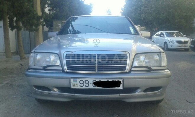 Mercedes C 220 1998, 278,000 km - 2.2 l - Bakı