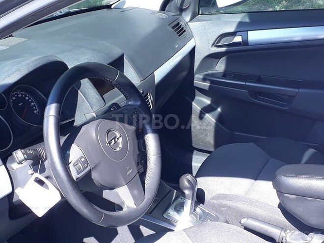 Opel Astra 2005, 145,600 km - 1.6 л - Bakı