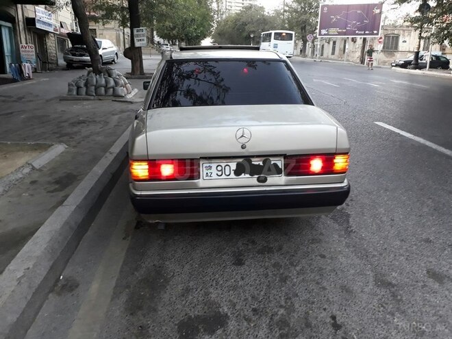 Mercedes 190 1988, 335,000 km - 2.0 л - Bakı