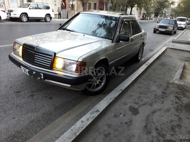 Mercedes 190 1988, 335,000 km - 2.0 л - Bakı