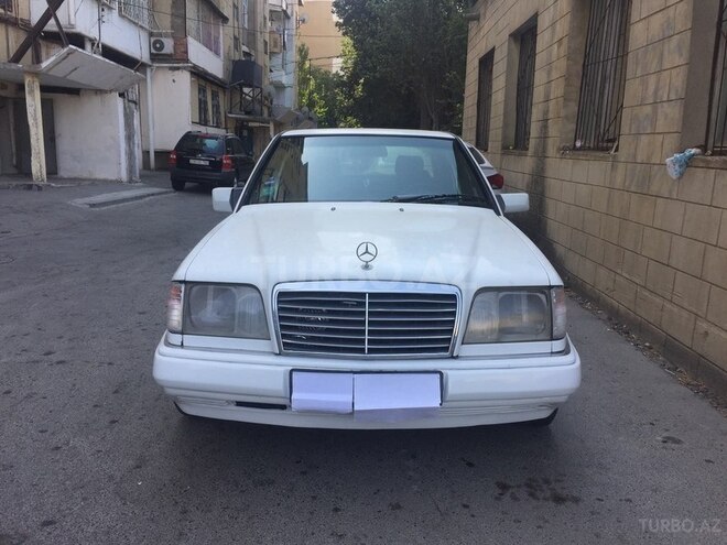 Mercedes E 200 1989, 355,000 km - 2.0 l - Bakı