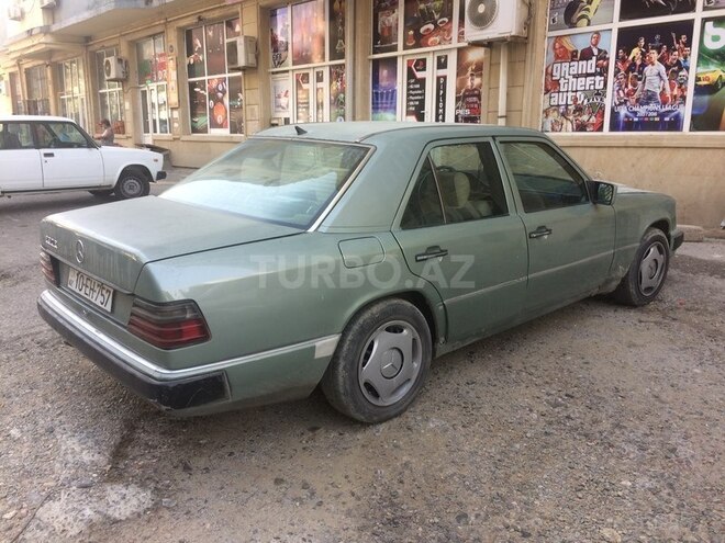 Mercedes E 230 1990, 430,660 km - 2.3 l - Bakı