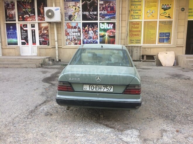 Mercedes E 230 1990, 430,660 km - 2.3 l - Bakı