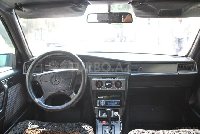Mercedes 190 1993, 186,540 km - 1.8 l - Bakı