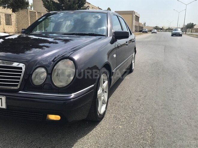 Mercedes E 230 1996, 200,000 km - 2.3 l - Sumqayıt