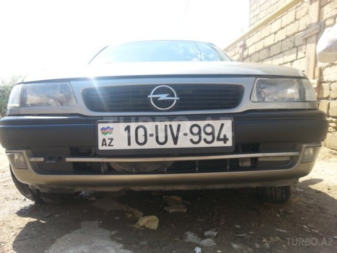 Opel Astra 1996, 360,000 km - 0.2 л - Bakı