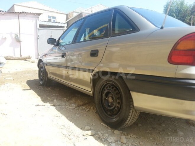 Opel Astra 1996, 360,000 km - 0.2 л - Bakı