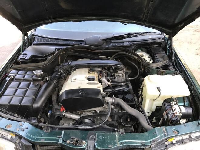 Mercedes C 200 1999, 298,536 km - 2.0 l - Bakı