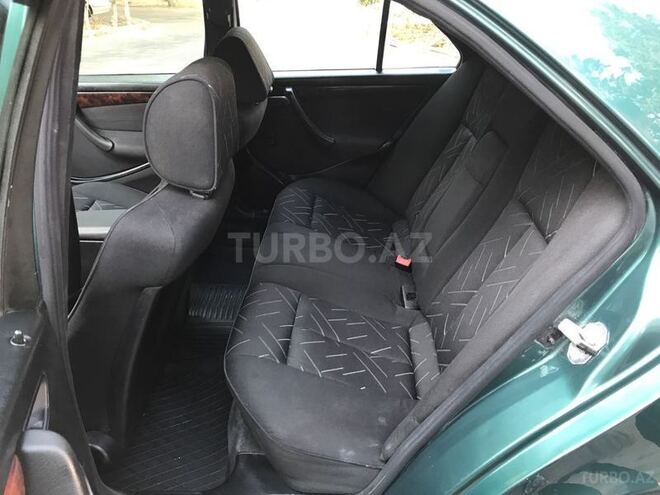 Mercedes C 200 1999, 298,536 km - 2.0 l - Bakı