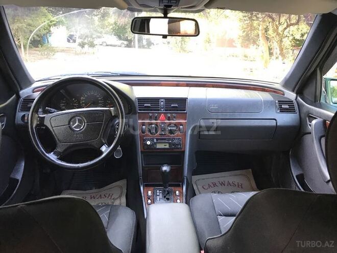 Mercedes C 200 1999, 298,536 km - 2.0 l - Bakı