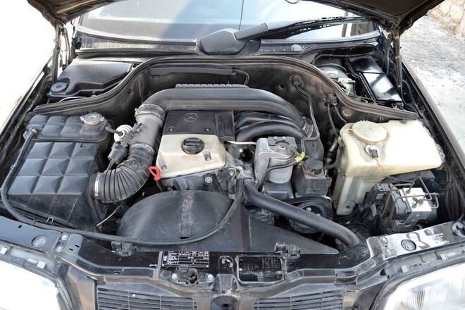 Mercedes C 220 1998, 320,000 km - 2.2 л - Bakı