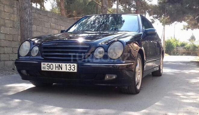 Mercedes E 240 2000, 295,000 km - 2.6 л - Bakı