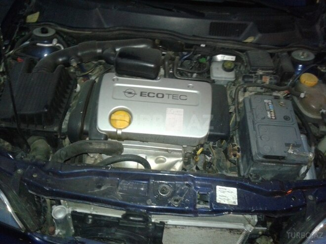 Opel Astra 1998, 200,000 km - 1.6 l - Gəncə