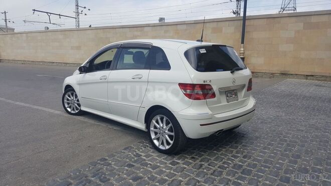 Mercedes B 170 2008, 62,000 km - 1.7 l - Bakı