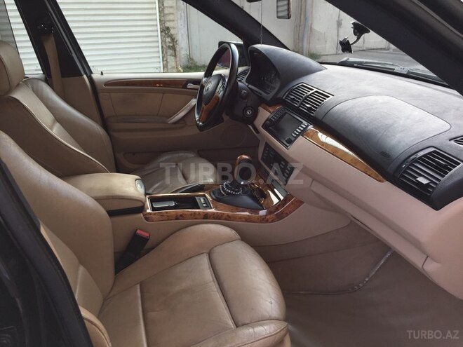 BMW X5 2002, 235,000 km - 4.4 л - Bakı