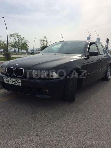 BMW 525 2001, 243,000 km - 2.5 л - Bakı