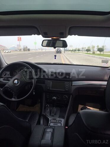 BMW 525 2001, 243,000 km - 2.5 л - Bakı