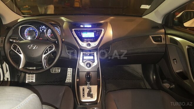 Hyundai Elantra 2011, 83,000 km - 1.8 л - Bakı