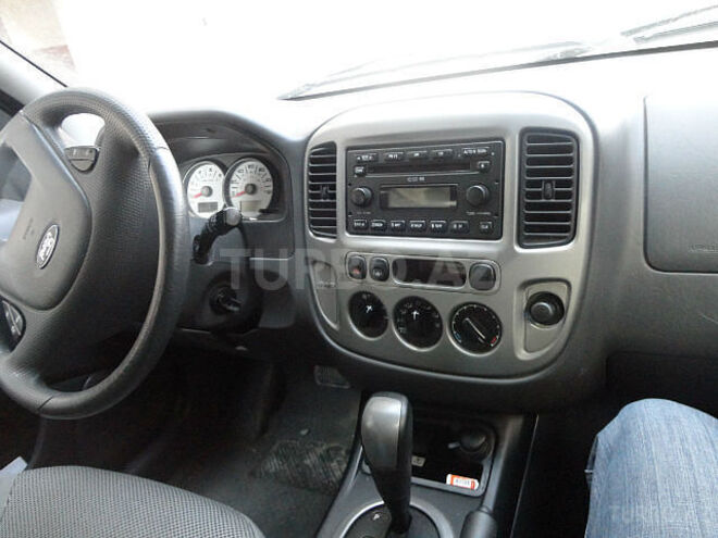 Ford Escape 2004, 214,000 km - 3.0 l - Bakı