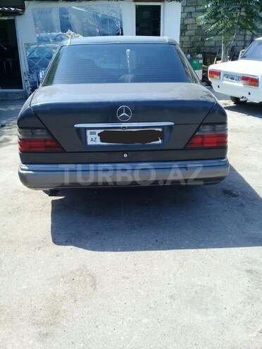 Mercedes E 200 1994, 3,564,488 km - 0.1 л - Bakı