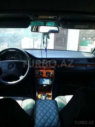 Mercedes E 200 1994, 3,564,488 km - 0.1 л - Bakı
