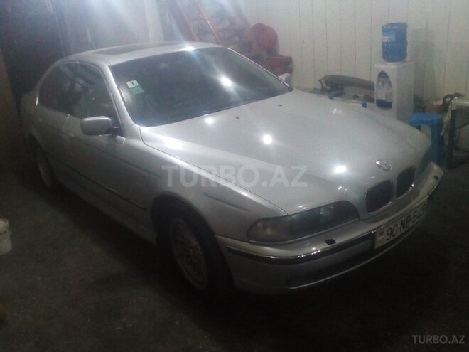 BMW 528 1998, 275,000 km - 2.8 l - Bakı