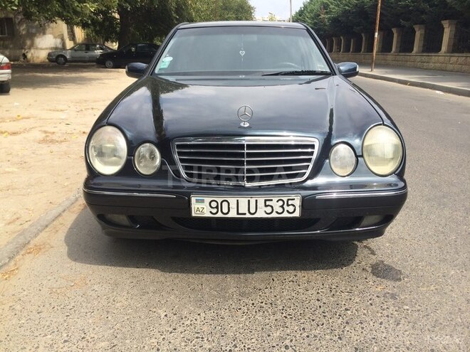 Mercedes E 220 2000, 270,000 km - 2.2 l - Bakı