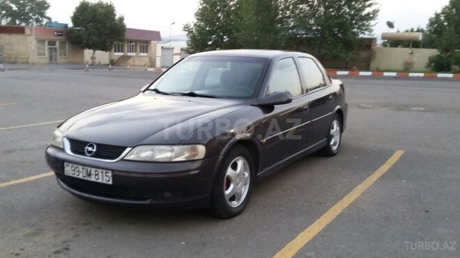 Opel Vectra 2000, 240,000 km - 1.6 l - Qazax