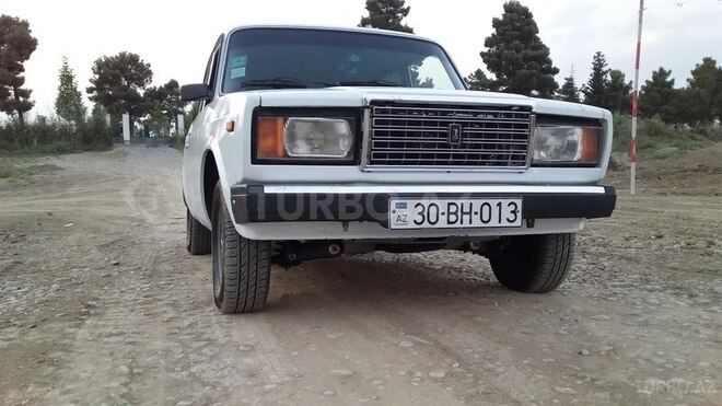 LADA (VAZ) 2107 2004, 93 km - 0.2 л - Yevlax